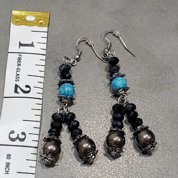 Handmade beaded earrings and bracelet - Picture 3 of 7